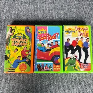Lot 3 The Wiggles DVD Wiggly Safari Dance Party